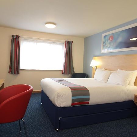 Travelodge Glasgow Airport Hotel Dış mekan fotoğraf