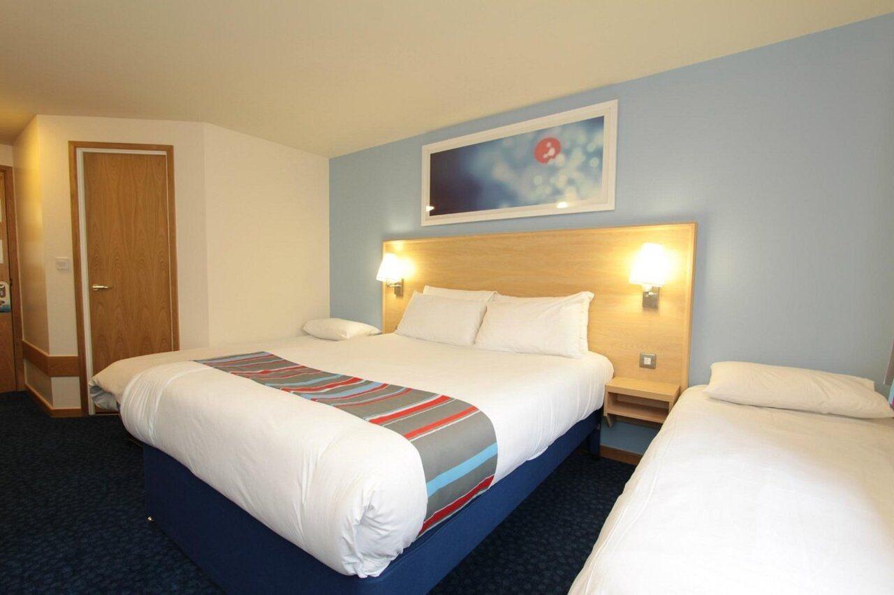 Travelodge Glasgow Airport Hotel Dış mekan fotoğraf