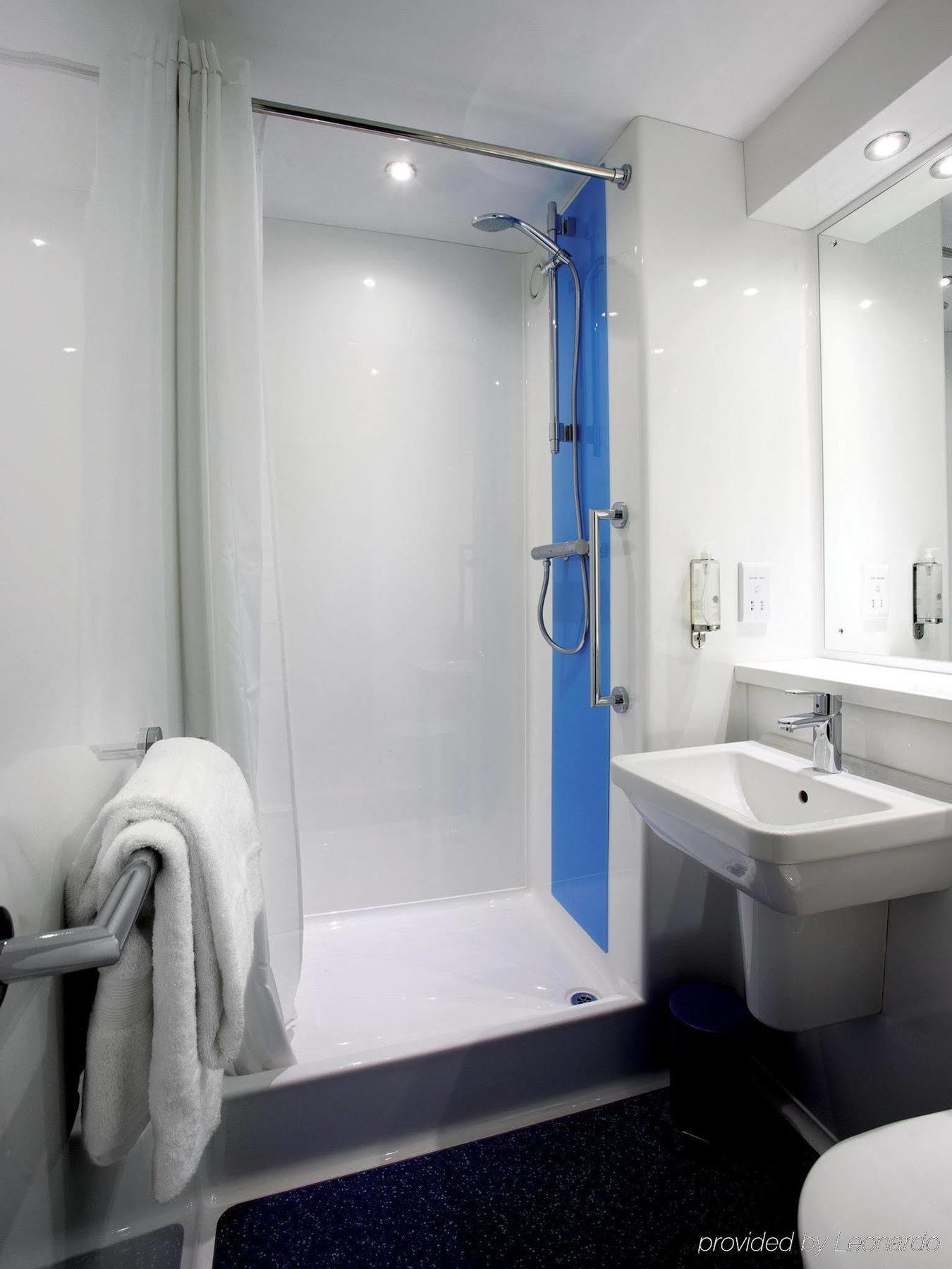 Travelodge Glasgow Airport Hotel Dış mekan fotoğraf