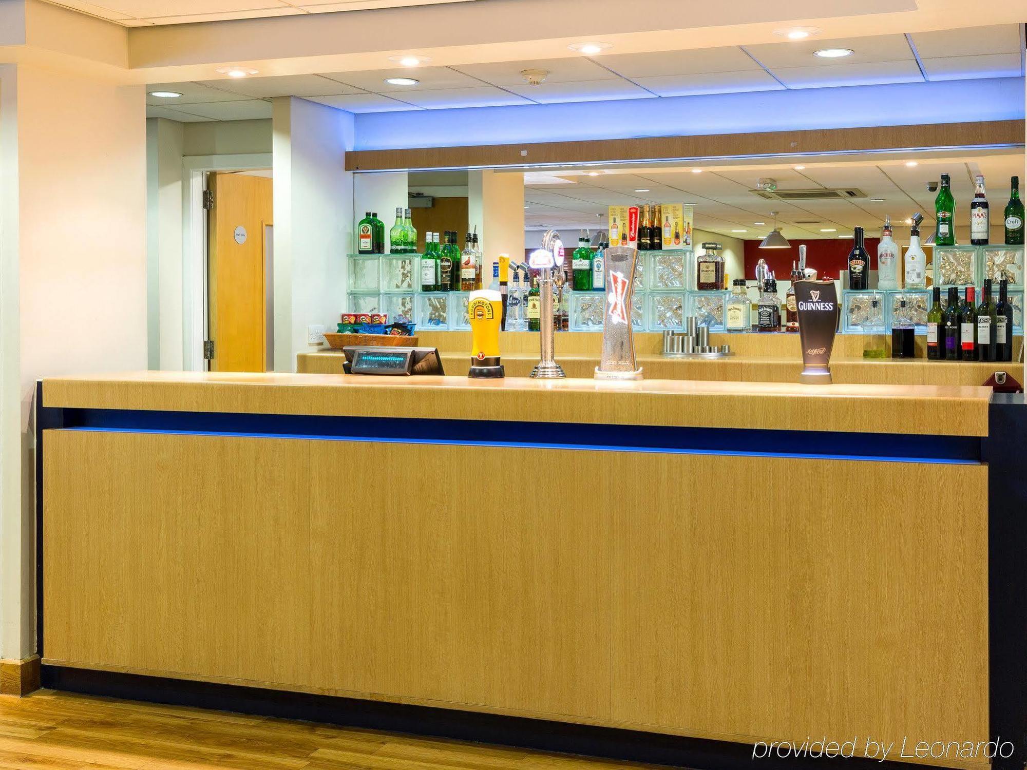 Travelodge Glasgow Airport Hotel Dış mekan fotoğraf