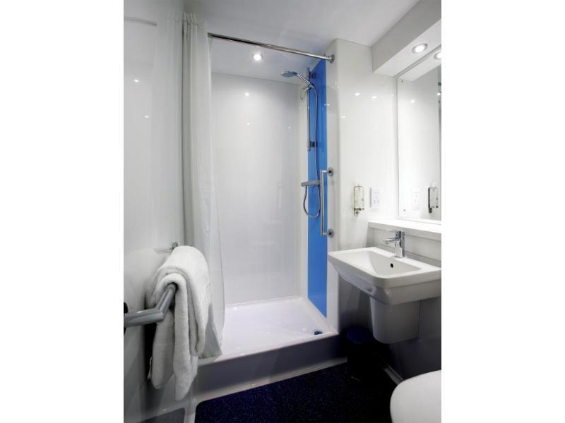 Travelodge Glasgow Airport Hotel Dış mekan fotoğraf